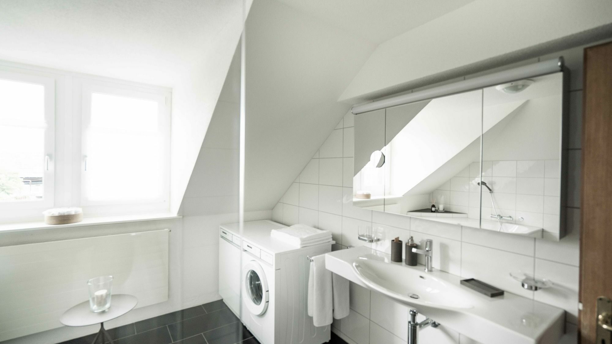 Loewenplatz Apartment Near Station By Airhome Zürich Eksteriør bilde